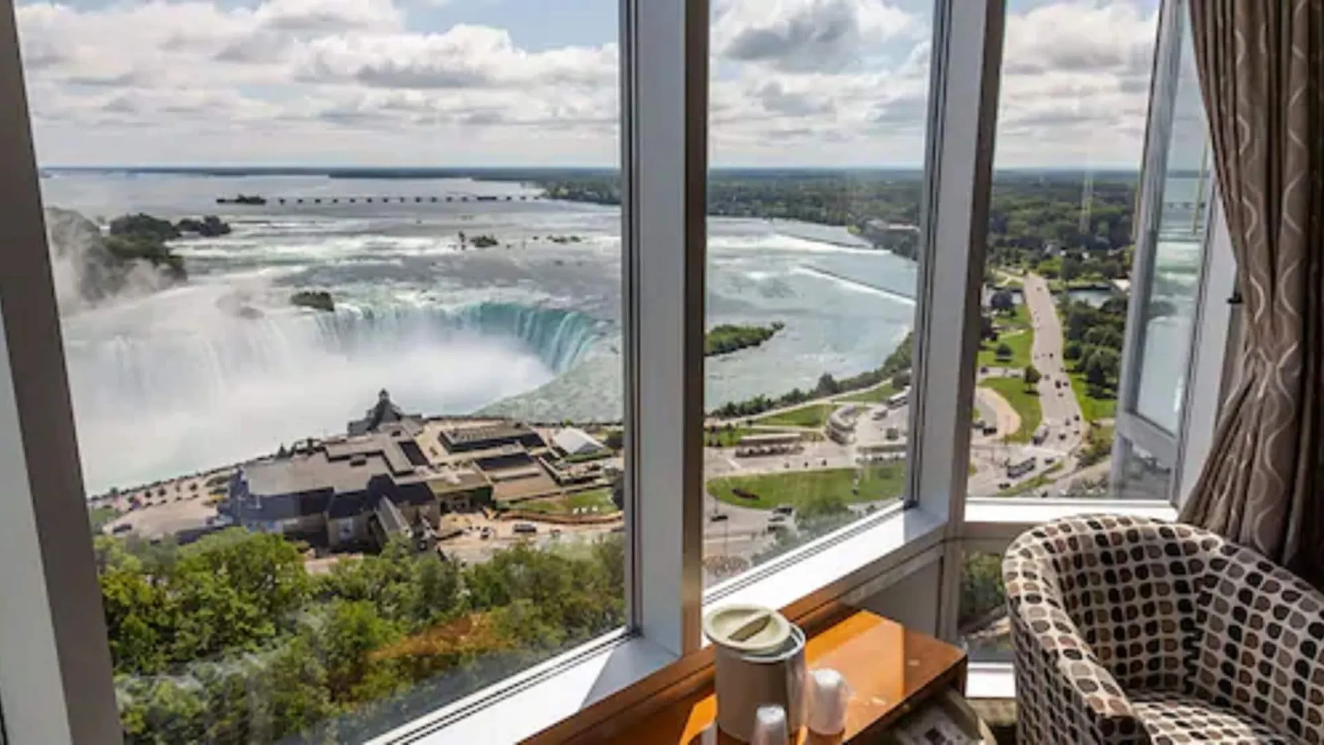 The Oakes Hotel Overlooking The Falls Niagara Falls 4*,