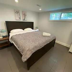  Homestay Yonge And Finch Subway !t Spacious And Modern Private Bdr With Shared Bathroom Canada